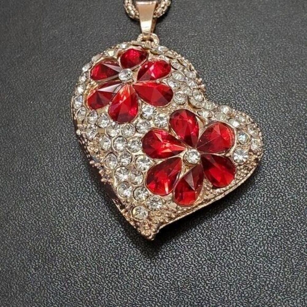 Gold tone rhinestone heart pendant necklace 32-34" red clear floral